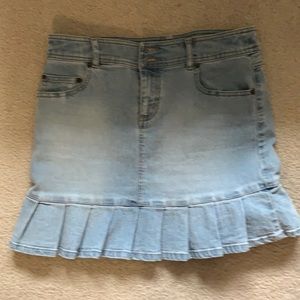 So stretch Jean skirt light denim faded